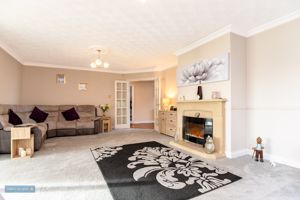 Sitting Room- click for photo gallery